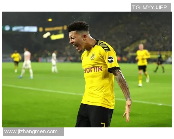 中超精彩对决多特蒙德与曼联激战成平乌龙球引发全场热烈反响