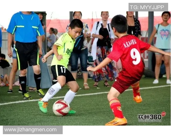 黄军专访：细数足球生涯的辉煌与挑战