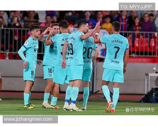 世界杯激战马竞逆转巴萨补时绝杀引发争议判罚全场沸腾